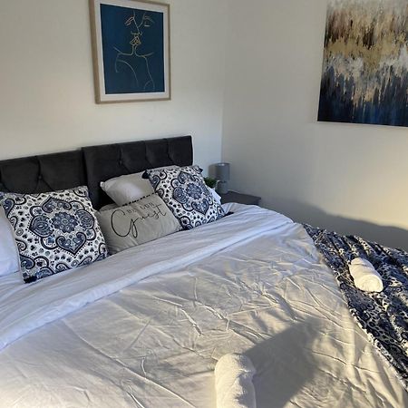 Charming 3 Bedroom Flint Cottage Lakenheath Экстерьер фото